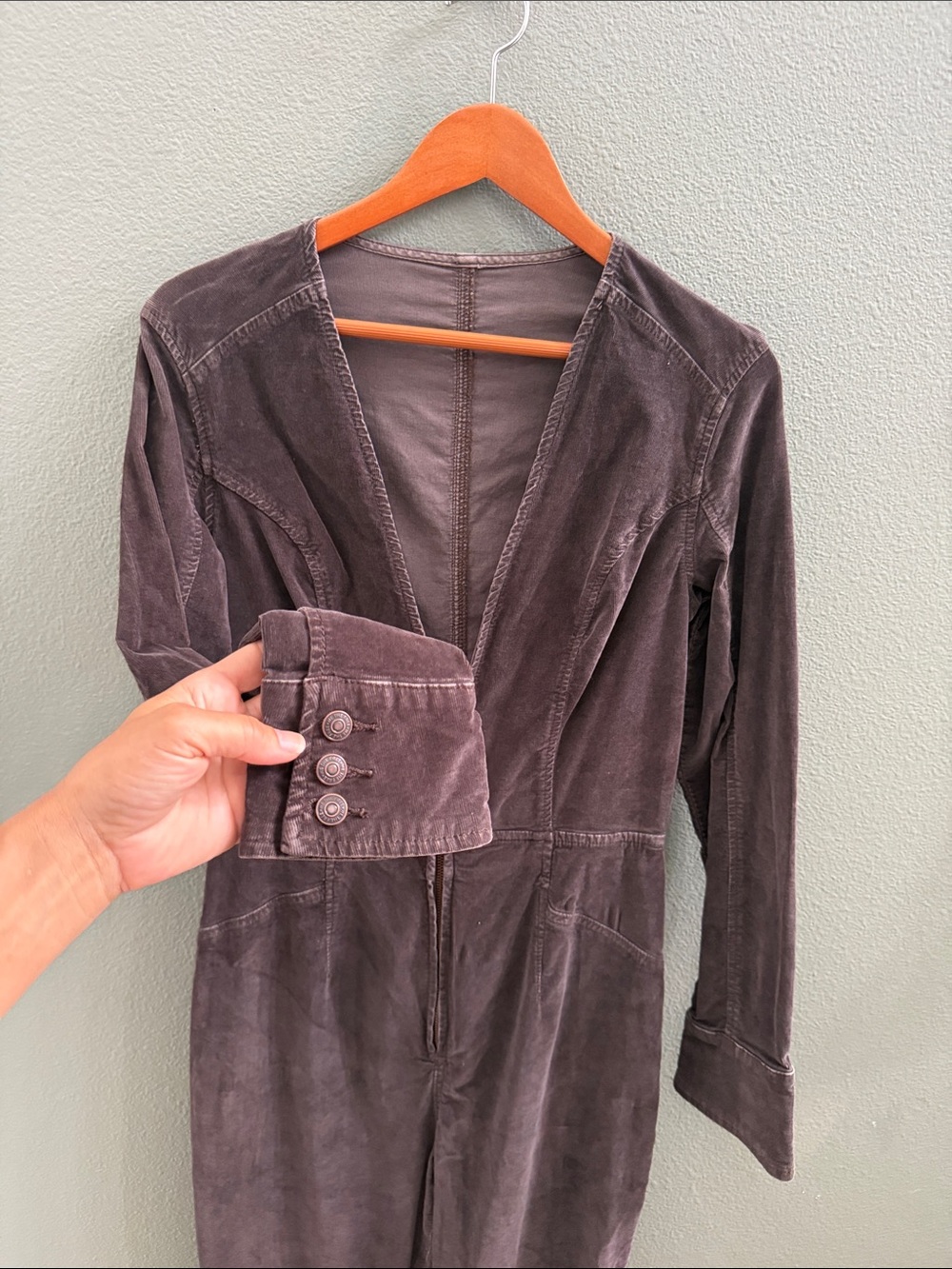 Free People Jovi Cord Jumpsuit Size Medium in Brown - Picture 4 of 8